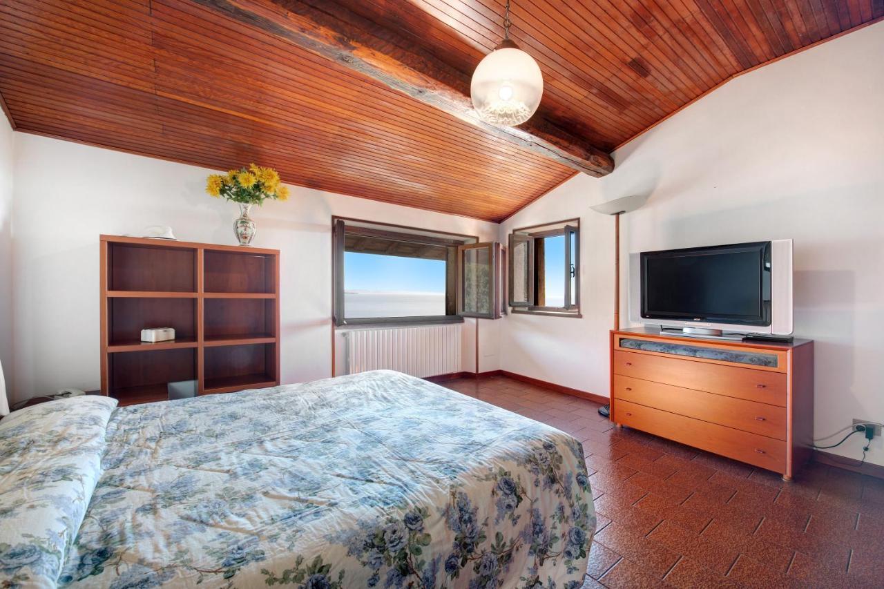 Lake View Apartment Gardone Riviera Exterior photo